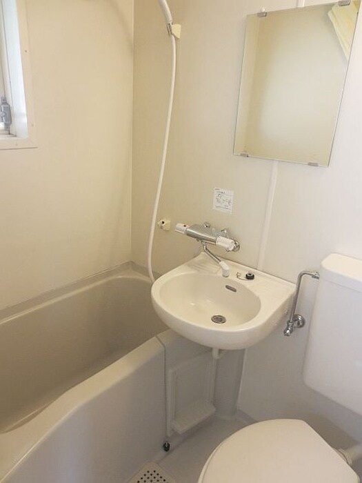 物件内観写真13　(バス／シャワールーム等)