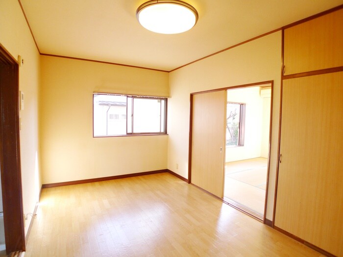 物件内観写真8　(居室)