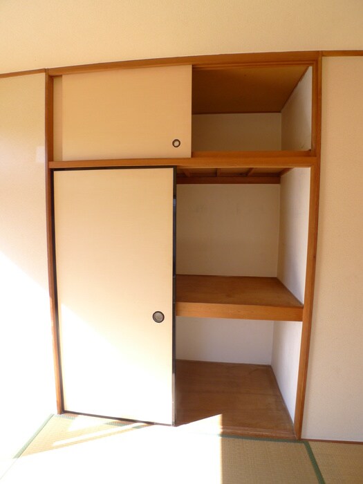 物件内観写真16　(収納)