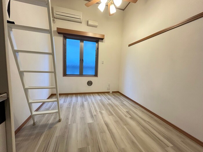 物件内観写真8　(居室)