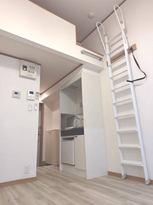 物件内観写真10　(居室)