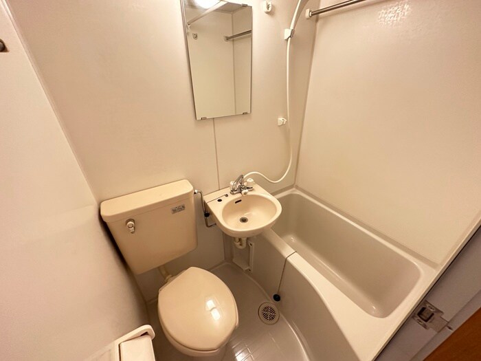 物件内観写真13　(バス／シャワールーム等)