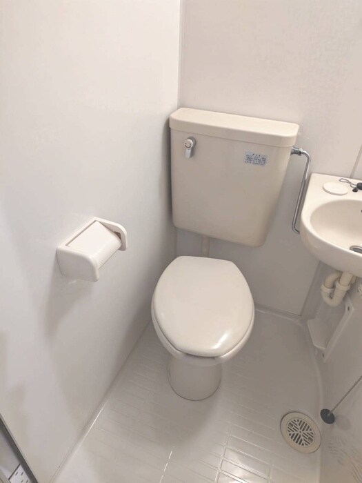 物件内観写真15　(トイレ)