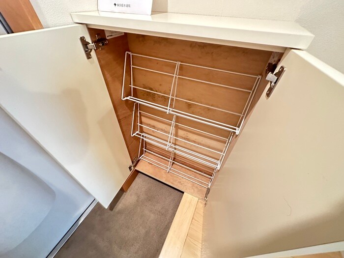 物件内観写真19　(靴箱)