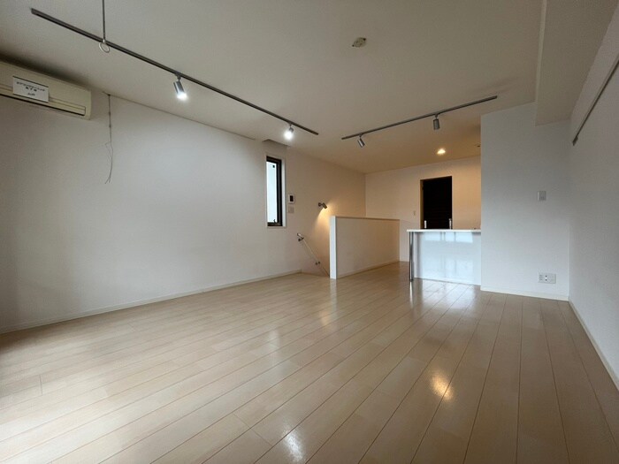 物件内観写真10　(内観写真)