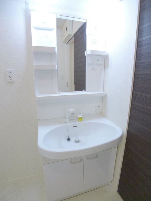 物件内観写真13　(洗面)