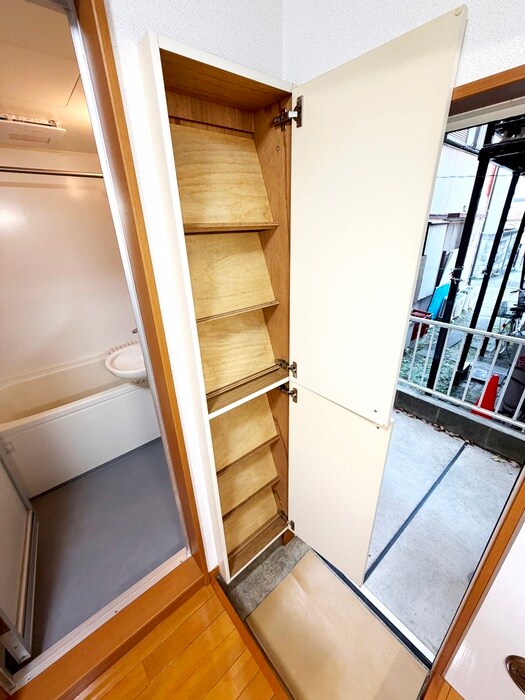 物件内観写真16　(靴箱)