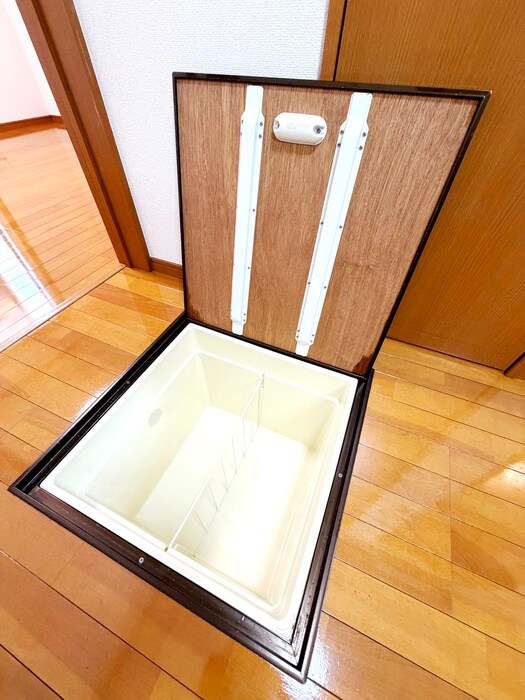 物件内観写真21　(収納)