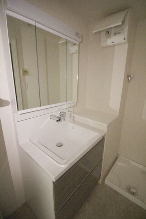 物件内観写真13　(洗面)