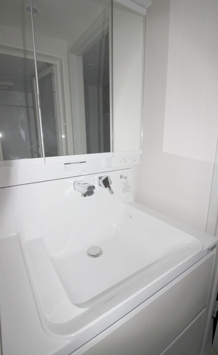 物件内観写真13　(洗面)