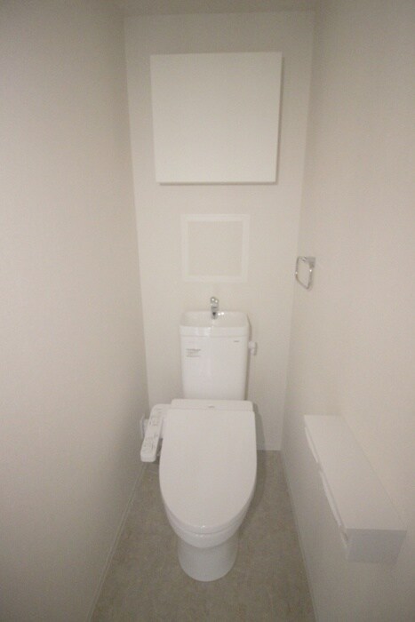 物件内観写真14　(トイレ)