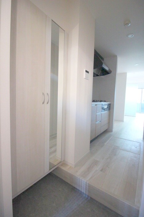 物件内観写真17　(玄関)