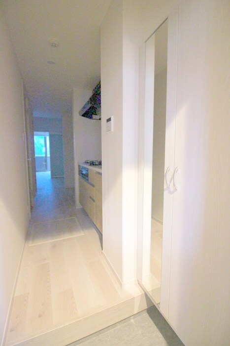 物件内観写真17　(玄関)