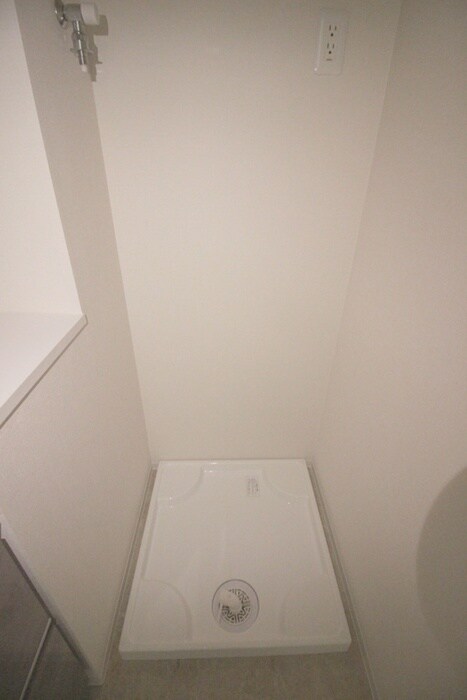 物件内観写真20　(洗濯機置場)