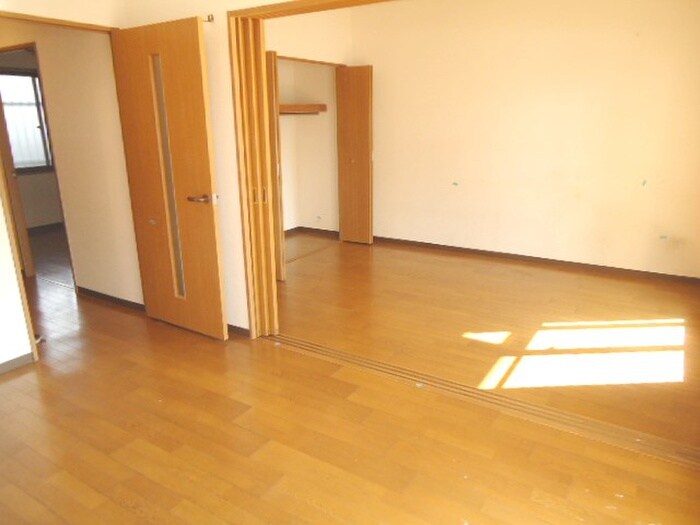 ｵｰｷｯﾄﾞﾚｼﾞﾃﾞﾝｽ港北綱島ｳｴｽﾄの居室