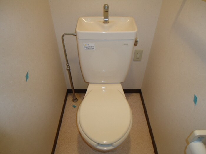 物件内観写真12　(トイレ)