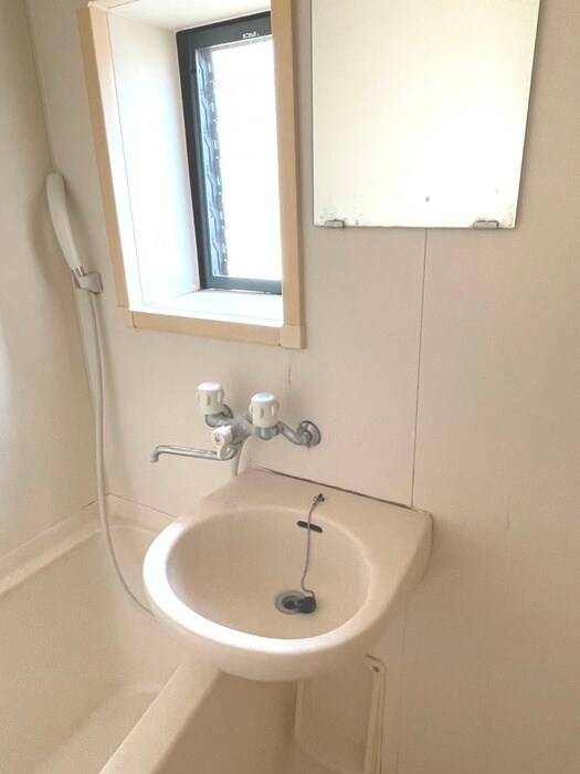 物件内観写真10　(洗面)