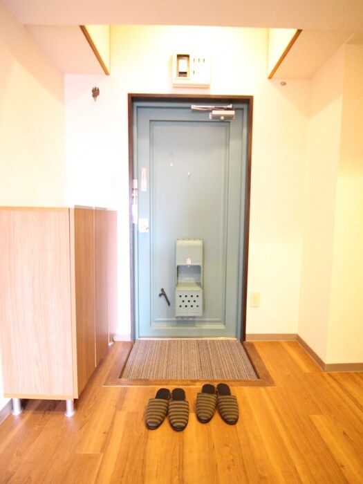 物件内観写真14　(玄関)