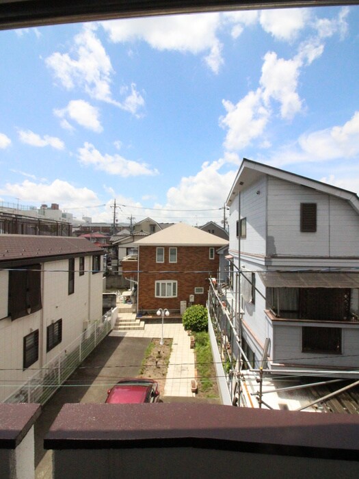 物件内観写真16　(室内からの展望)