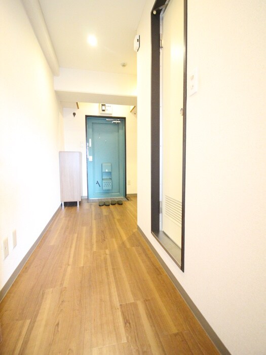 物件内観写真18　(廊下)