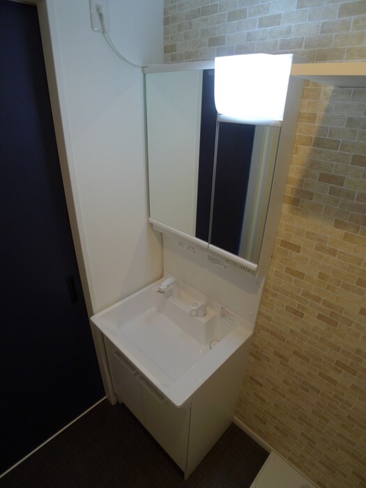 物件内観写真11　(洗面)