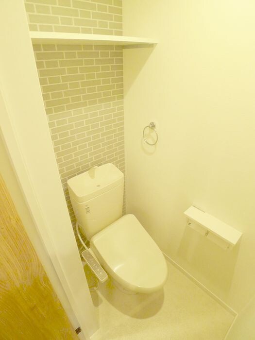 物件内観写真11　(トイレ)