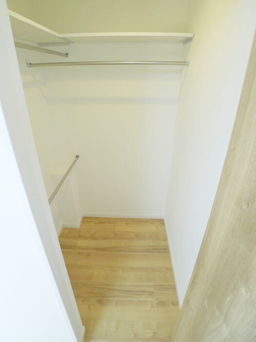 物件内観写真14　(収納)