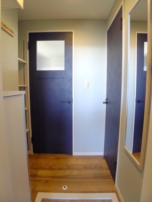 物件内観写真15　(玄関)