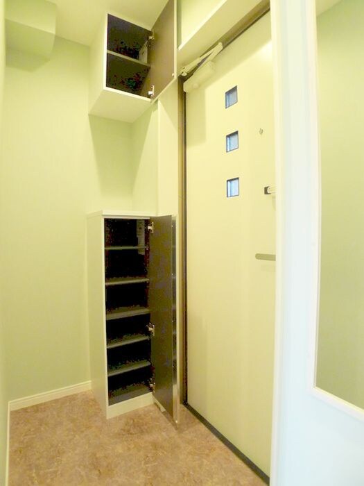 物件内観写真15　(靴箱)