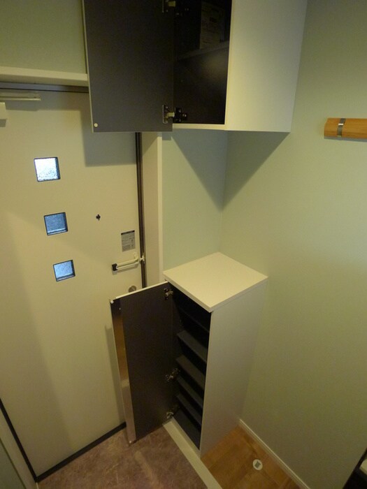 物件内観写真16　(靴箱)