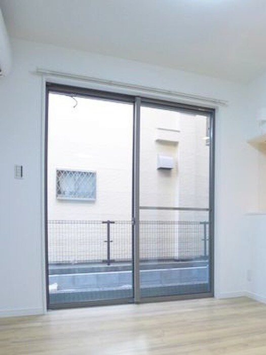 物件内観写真21　(室内からの展望)