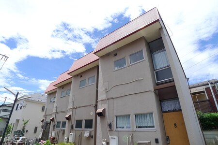 パセオ武蔵野A外観写真