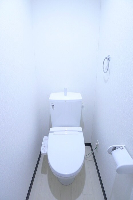 物件内観写真17　(トイレ)