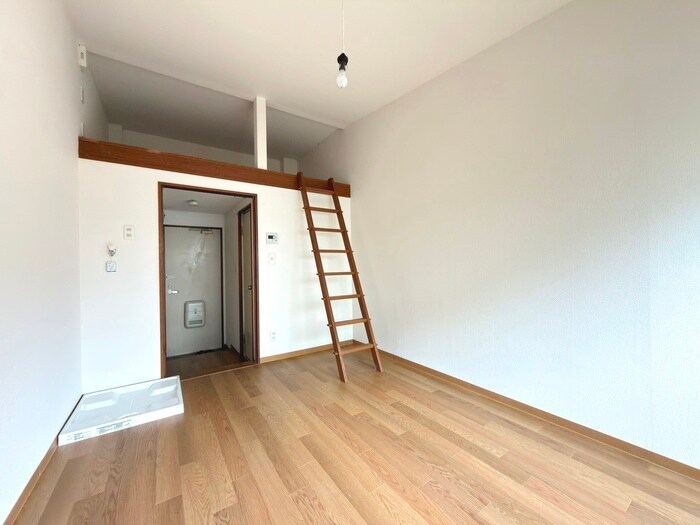 物件内観写真9　(居室)