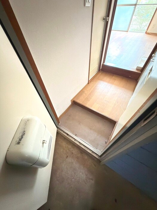 物件内観写真15　(玄関)