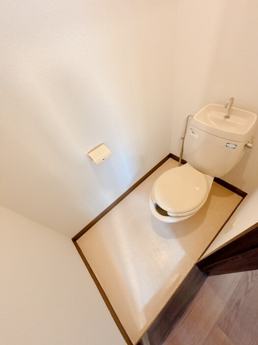 物件内観写真12　(トイレ)