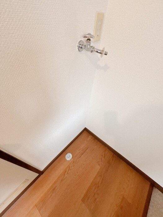 物件内観写真19　(洗濯機置場)