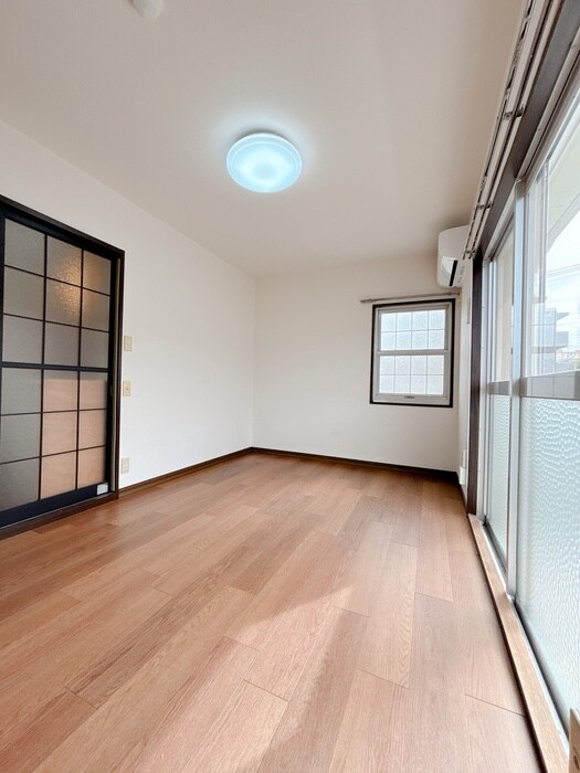 物件内観写真22　(居室)