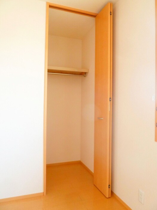物件内観写真8　(収納)