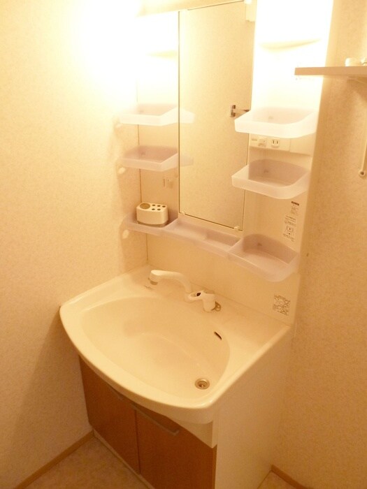 物件内観写真11　(洗面)