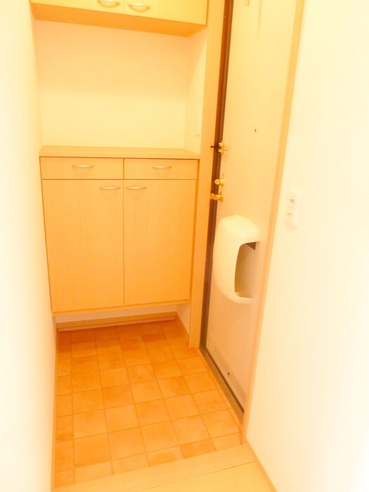 物件内観写真21　(玄関)