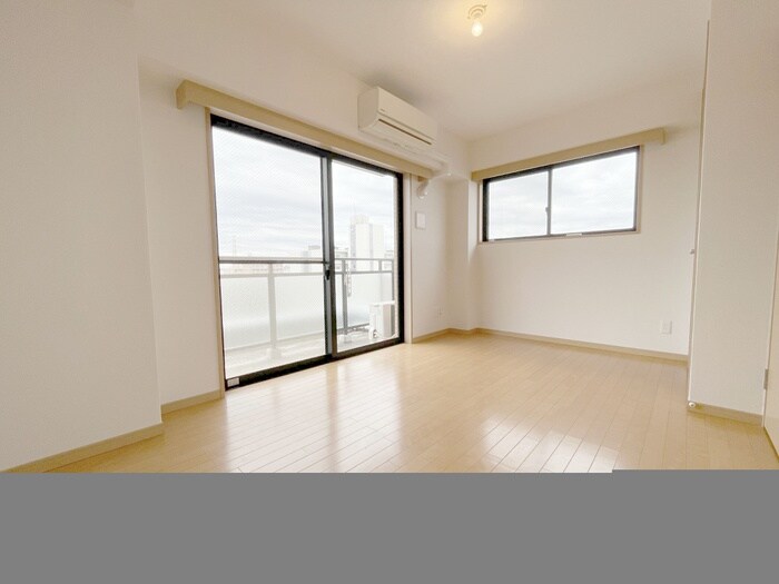 物件内観写真5　(居室)