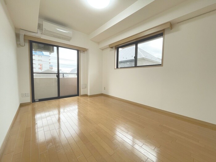 物件内観写真5　(居室)