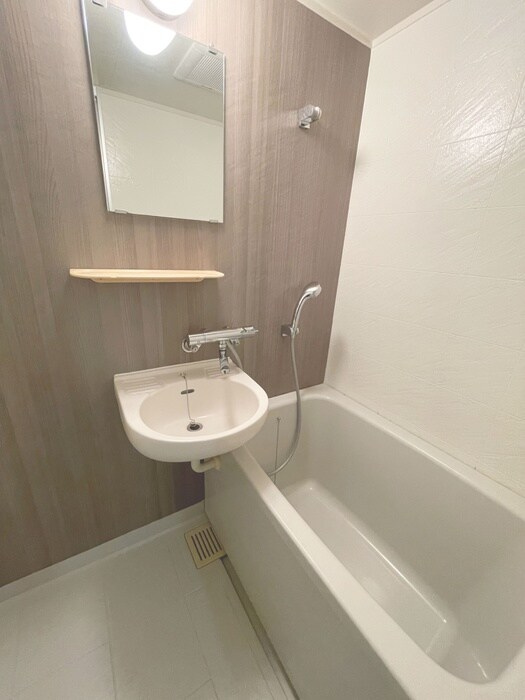 物件内観写真11　(バス／シャワールーム等)