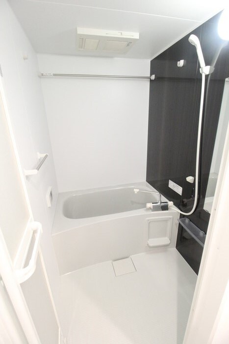 物件内観写真8　(バス／シャワールーム等)