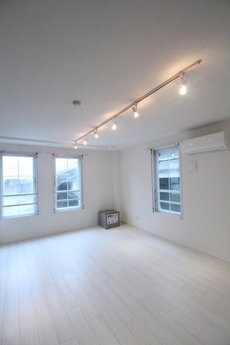 物件内観写真13　(内観写真)