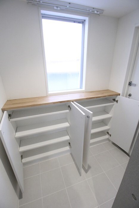 物件内観写真21　(靴箱)