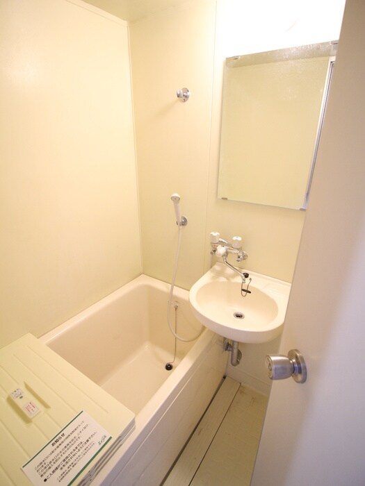 物件内観写真9　(バス／シャワールーム等)