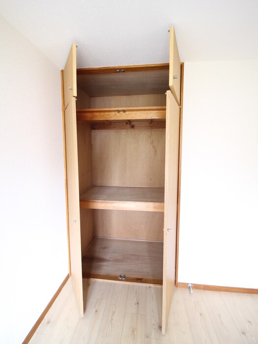 物件内観写真21　(収納)