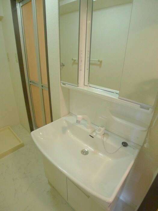 物件内観写真12　(収納)